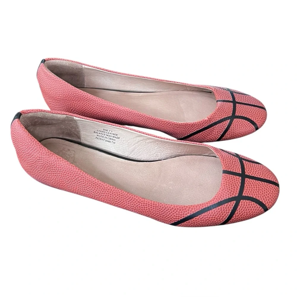 CHARIS & DOXA Basketball Fan Round Toe Flats Slam Dunk Women's Size 9 - Picture 3 of 7